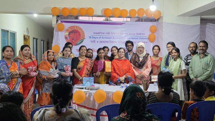 সহিংসতা রোধে দলিত নারীদের নিয়ে সভা-আলোকচিত্র প্রদর্শনী