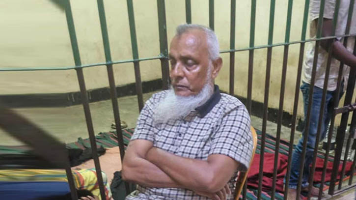 সাংবাদিকদের মারধর করা কৃষক দল নেতার পদ স্থগিত