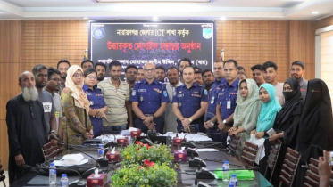 উদ্ধার ৬১টি হারানো মোবাইল মালিকদের হাতে হস্তান্তর