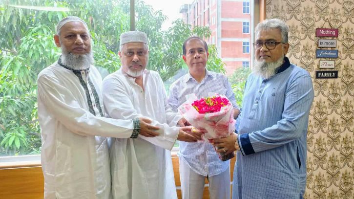 মাসুদুজ্জামানের সঙ্গে হোসিয়ারি সমিতির নেতারা