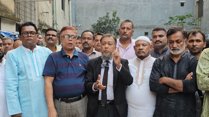 নেতাকর্মীদের ঐক্যবদ্ধ হয়ে জনগণের দ্বারে দ্বারে যাওয়ার আহ্বান টিপুর নেতাকর্মীদের ঐক্যবদ্ধ হয়ে জনগণের দ্বারে দ্বারে যাওয়ার আহ্বান টিপুর