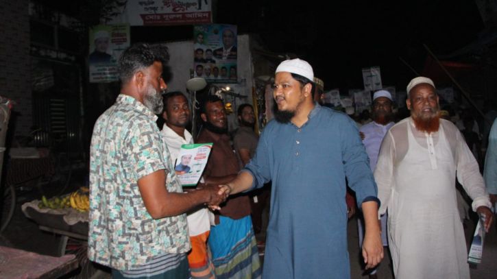 ফতুল্লায় মাওলানা আবদুল জব্বারের গণসংযোগ