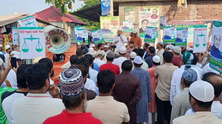 আলীরটেকে এমপি প্রার্থী মাওলানা জব্বারের গণসংযোগে সাড়া আলীরটেকে এমপি প্রার্থী মাওলানা জব্বারের গণসংযোগে সাড়া