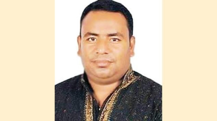 সাংবাদিককে মারধরে বহিষ্কৃত ইকবালকে দলে ফেরানোর তোড়জোড় সাংবাদিককে মারধরে বহিষ্কৃত ইকবালকে দলে ফেরানোর তোড়জোড়