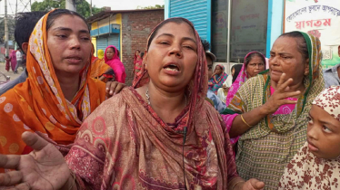 লাশের পাশে মায়ের কান্না: গাড়ির কাঁচ ভাঙায় পোলাডারে পিটাইয়া মারলো!