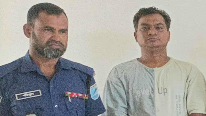 বন্দরে ‘ডেভিল হান্ট’ অভিযানে আওয়ামী লীগ নেতা গ্রেপ্তার
