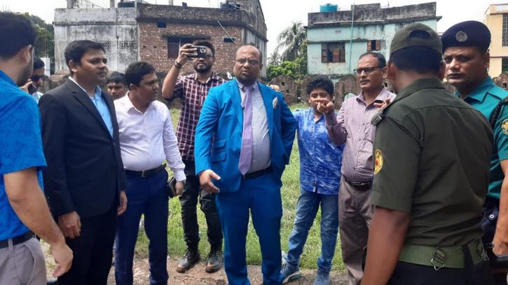 বন্দরে প্রত্নতাত্ত্বিক নিদর্শন পরিদর্শনে বিচারপতি শেখ তাহসিন আলী বন্দরে প্রত্নতাত্ত্বিক নিদর্শন পরিদর্শনে বিচারপতি শেখ তাহসিন আলী
