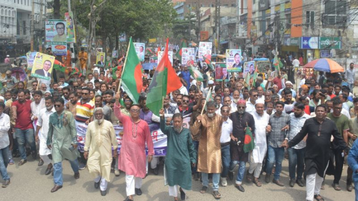 বিএনপির নেতৃত্বে আগামীর বাংলাদেশ হবে শান্তিপূর্ণ-নিরাপদ: সাখাওয়াত বিএনপির নেতৃত্বে আগামীর বাংলাদেশ হবে শান্তিপূর্ণ-নিরাপদ: সাখাওয়াত