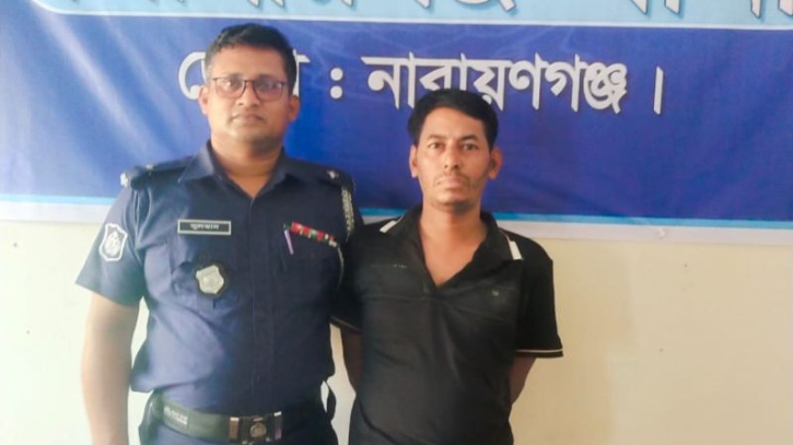 সিদ্ধিরগঞ্জে ইয়াবা ও হেরোইনসহ মাদক ব্যবসায়ী আটক সিদ্ধিরগঞ্জে ইয়াবা ও হেরোইনসহ মাদক ব্যবসায়ী আটক
