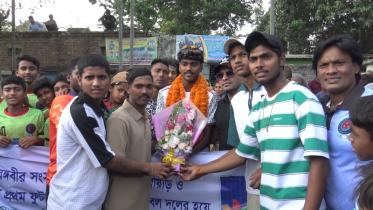 সাফজয়ী নারায়ণগঞ্জের হরিজন সম্প্রদায়ের সানি দাসকে সংবর্ধনা সাফজয়ী নারায়ণগঞ্জের হরিজন সম্প্রদায়ের সানি দাসকে সংবর্ধনা