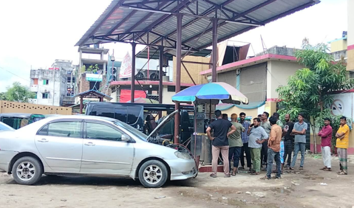 গ্যাস সংকটে নারায়ণগঞ্জ, ৩০ সিএনজি স্টেশন বন্ধ