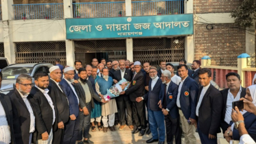 আইনজীবী ফোরামের উদ্যোগে এমপি আবুল কালামকে ফুলেল শুভেচ্ছা