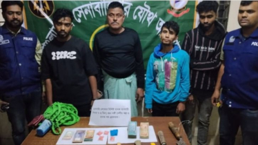 যৌথ বাহিনীর অভিযানে মাদক-দেশীয় অস্ত্রসহ গ্রেপ্তার ৪