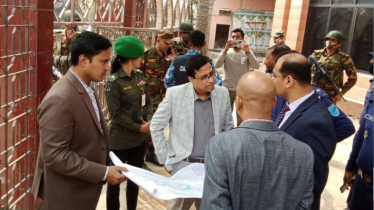 বক্তাবলী ও আলীরটেকে ভোটকেন্দ্র পরিদর্শনে জেলা রিটার্নিং অফিসার