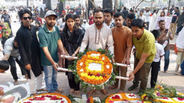 একুশে শহীদদের প্রতি যুব ফেডারেশনের শ্রদ্ধা
