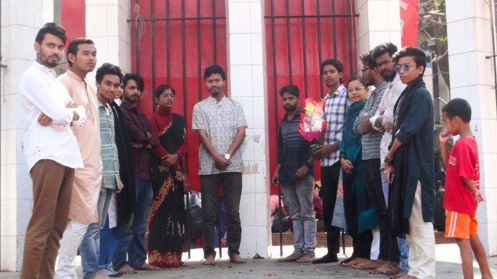 স্বৈরাচার প্রতিরোধ দিবসে শহিদদের প্রতি ছাত্র ফেডারেশনের শ্রদ্ধা