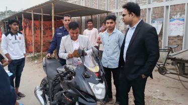 আড়াইহাজারে সড়ক পরিবহন আইন লঙ্ঘনে তিনজনকে জরিমানা