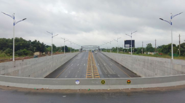 ৩০০ ফিট সড়কে মোটরসাইকেল দুর্ঘটনায় স্যানিটারি মিস্ত্রি নিহত