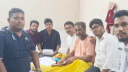 অসুস্থ ফটো সাংবাদিক আমির হোসেনের পাশে বন্দর উপজেলা প্রেসক্লাব