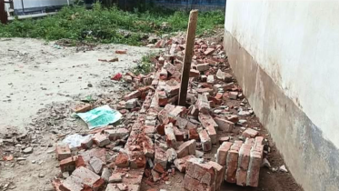 ফতুল্লায় মসজিদের জমিতে হামলা-ভাঙচুর, নির্মাণসামগ্রী লুটের অভিযোগ