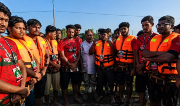 চট্টগ্রামের বন্যাদুর্গত মানুষের পাশে জাতীয় ছাত্রশক্তির নেতাকর্মীরা