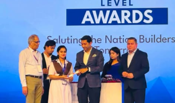 ডেইলি স্টার-প্রাইম ব্যাংকের সম্মাননা পেলেন ও-লেভেলে দেশসেরা প্রিয়তা