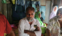 ঘুম ভেঙেছে ছেলের মৃত্যুর খবরে, শোকে নির্বাক পিতার মুখ