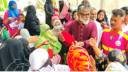 দ্বিতীয় দিনেও পরীক্ষাকেন্দ্রে টিম খোরশেদের হাতপাখা ও পানি বিতরণ দ্বিতীয় দিনেও পরীক্ষাকেন্দ্রে টিম খোরশেদের হাতপাখা ও পানি বিতরণ