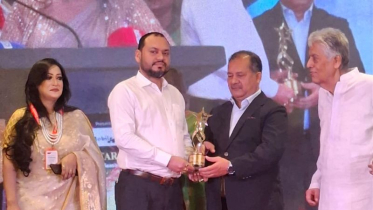 গ্লোবাল স্টার অ্যাওয়ার্ড পেলেন মীম শরৎ গ্রুপের এমডি মোহাম্মদ সোহাগ
