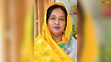 ৬০ বছরে পা রাখলেন আইভী