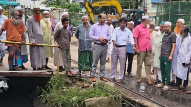নিজ বাড়ির আশপাশ পরিষ্কার রাখার আহ্বান সদর ইউএনওর