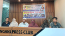 ফতুল্লায় বাড়িতে হামলা, শ্লীলতাহানি ও লুটপাটের অভিযোগে সংবাদ সম্মেলন ফতুল্লায় বাড়িতে হামলা, শ্লীলতাহানি ও লুটপাটের অভিযোগে সংবাদ সম্মেলন