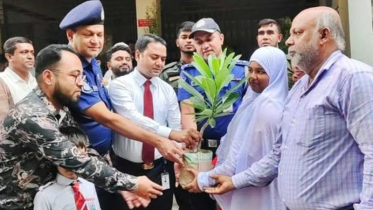 রূপগঞ্জ উপজেলা প্রেসক্লাবের উদ্যোগে বৃক্ষরোপণ ও চারা বিতরণ কর্মসূচির উদ্বোধন