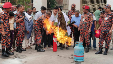 ভূমিকম্প ও অগ্নিকাণ্ডে রোগী উদ্ধারে ৩০০ শয্যা হাসপাতালে ফায়ার সার্ভিসের মহড়া