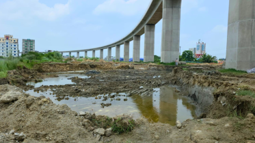 পদ্মা রেল সংযোগ সেতুর নিচে মাটি কাটা নিয়ে যা জানা গেল