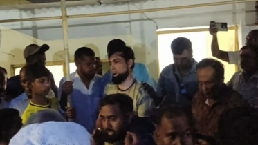 বন্দরে বিকাশ এজেন্টকে কুপিয়ে জখমের অভিযোগে আটক ১