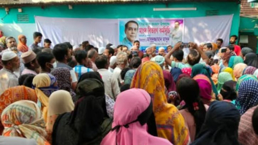 বন্দরে ৫০০ পরিবারের মাঝে মাসুদুজ্জামানের গরুর মাংস বিতরণ