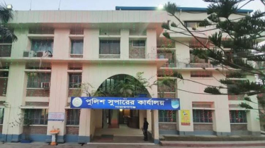 পুলিশের পিস্তল ছিনতাই: শহরে চলছে সাড়াশি অভিযান