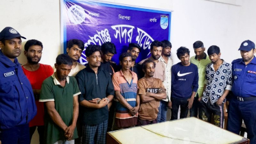 সদরে বিশেষ অভিযানে গ্রেপ্তার ১৭