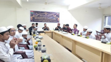 এতিম ছাত্রদের নিয়ে এস. আলম রাজীবের ইফতার মাহফিল ও দোয়া এতিম ছাত্রদের নিয়ে এস. আলম রাজীবের ইফতার মাহফিল ও দোয়া