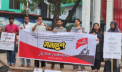ট্রেনের সংখ্যা বৃদ্ধি ও অতিরিক্ত বাসভাড়া প্রত্যাহারের দাবি ট্রেনের সংখ্যা বৃদ্ধি ও অতিরিক্ত বাসভাড়া প্রত্যাহারের দাবি