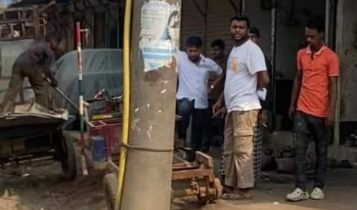 ফতুল্লায় গ্যারেজে লুটের অভিযোগ