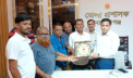 ডিসি ও এসপিকে জার্নালিস্ট ইউনিটির সম্মাননা