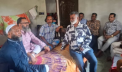 ডেঙ্গু আক্রান্ত সাংবাদিক লতিফ রানার খোঁজ নিলেন খোরশেদ ডেঙ্গু আক্রান্ত সাংবাদিক লতিফ রানার খোঁজ নিলেন খোরশেদ