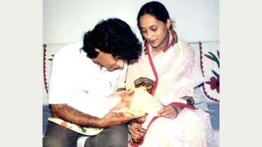 ত্বকীর জন্মদিনে এলিজি ত্বকীর জন্মদিনে এলিজি