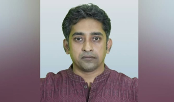 একতরফা বাসভাড়া বৃদ্ধি প্রত্যাহারের দাবি তারিকুল সুজনের একতরফা বাসভাড়া বৃদ্ধি প্রত্যাহারের দাবি তারিকুল সুজনের